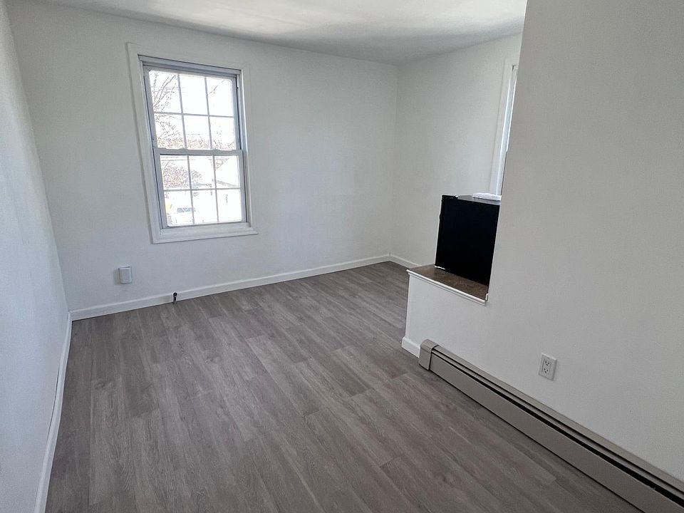 2nd image of 0 Garden Ave