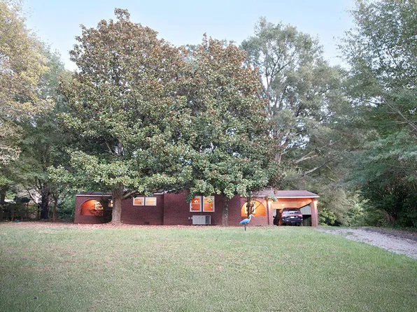 1021 E Farrell St, Niota, TN 37826