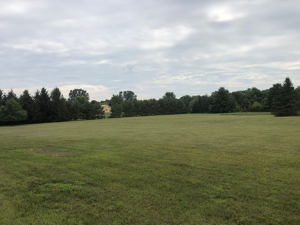 2nd image of 4740 170th Ln NE