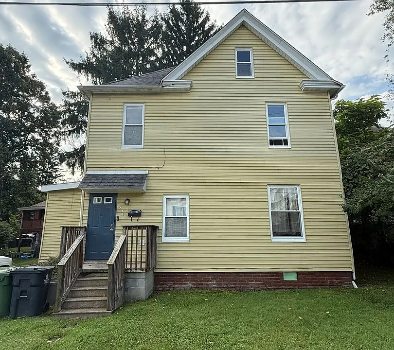 South Park Rental - $900/mo