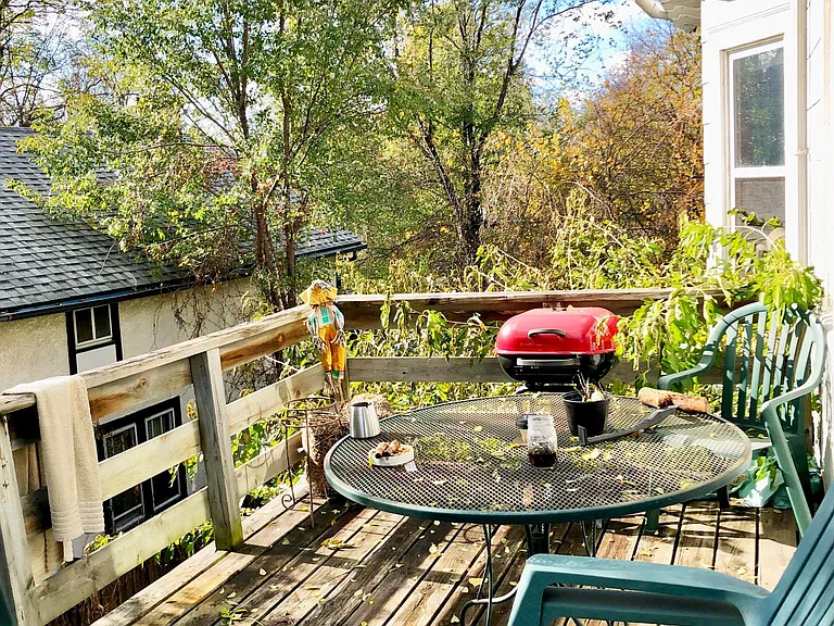 815 University Ave NE #2 — Photo 7