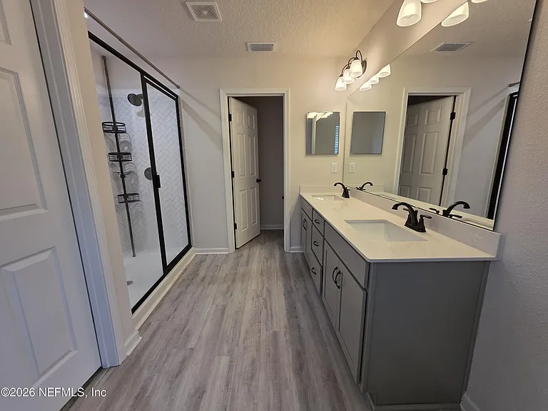 4537 Pine Ridge Pkwy — Photo 22