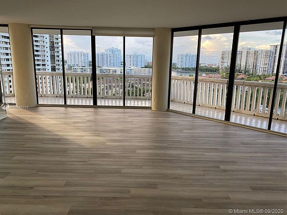 2nd image of 2000 Island Blvd APT 1006