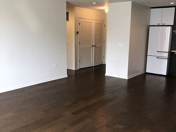 4th image of 131 Newberry Ave #205