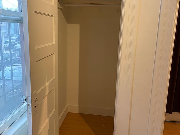 Bedroom 1 - Closet