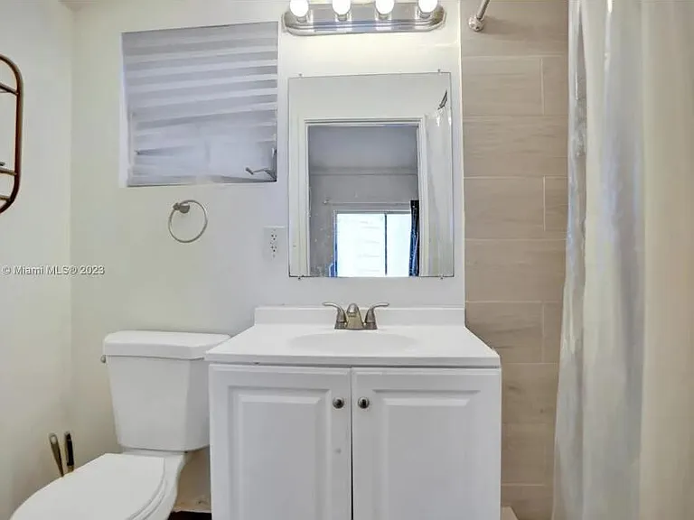 2552 Wiley St — Photo 15