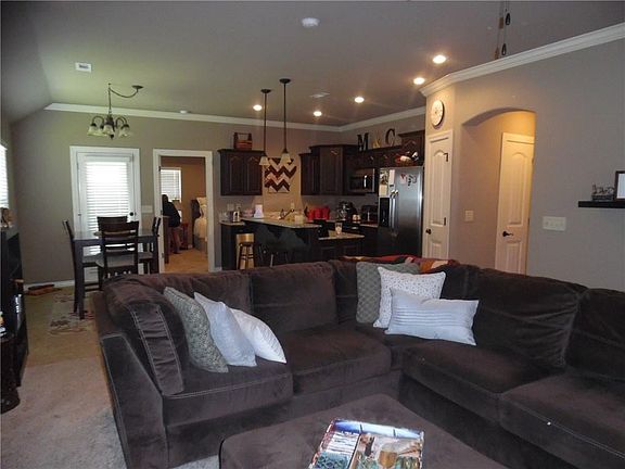 2nd image of 3088 N Raven Ln