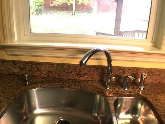 2nd image of 356 Valerie Dr