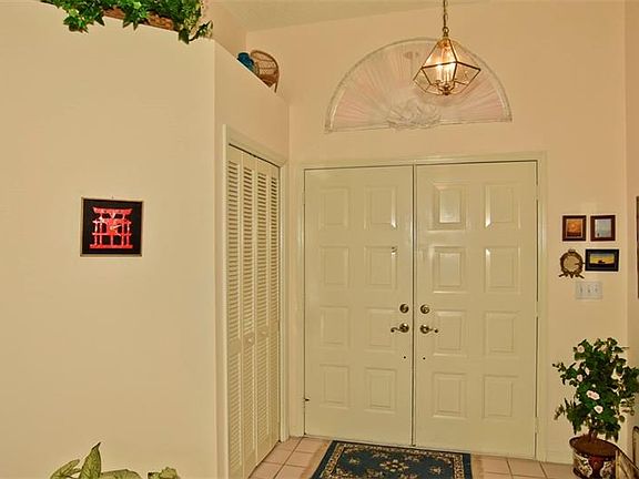 4th image of 2110 New Bedford Dr
