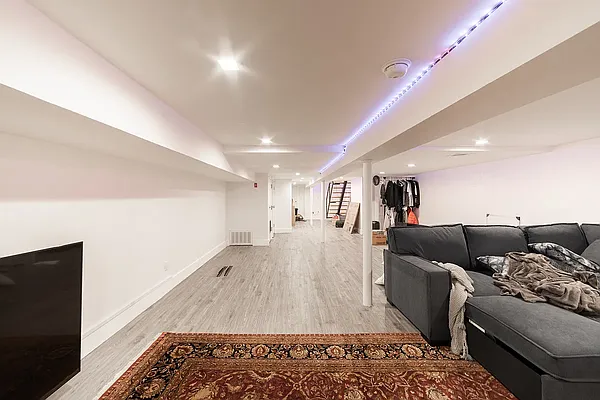 Rented by Goose Property Management LLC | media 10