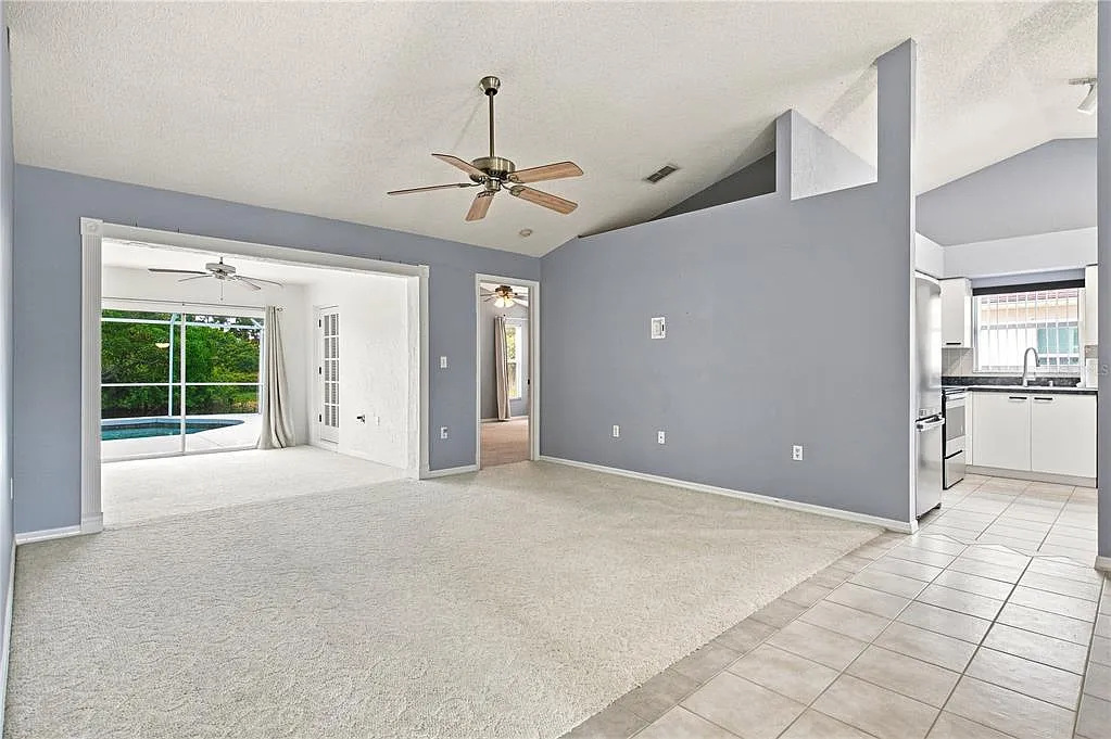 3 bed, 2.0 bath, 1436 sqft, $2,700 — Photo 4