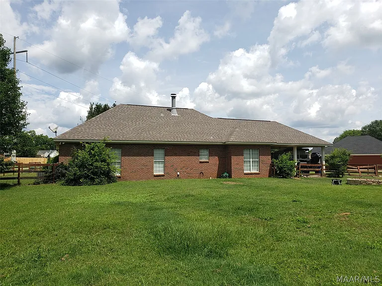 1922 Denny Dr — Photo 33