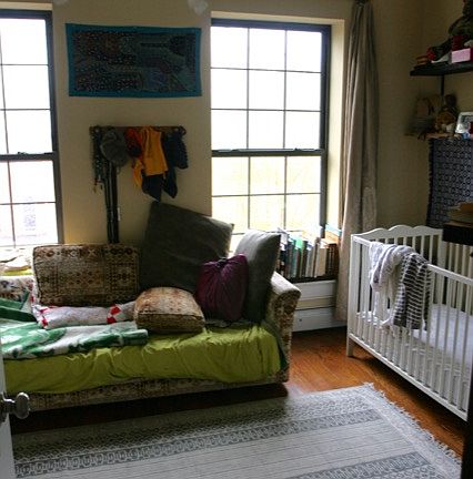 3rd image of 521 Gates Ave APT 2