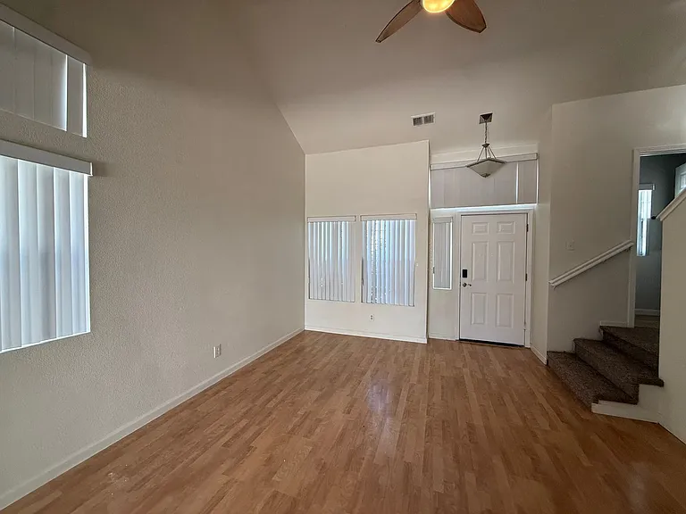 9558 Dominion Wood Ln — Photo 3