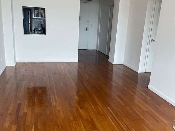 4th image of 3210 Riverdale Ave APT 8B
