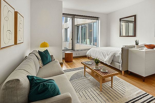 1st image of 8 Spruce St APT 26E