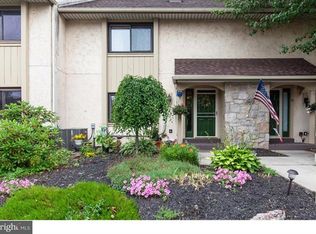 17 Muirfield Dr, Reading, PA 19607