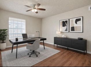 2750 Holly Hall St APT 506, Houston, TX 77054
