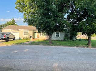 403 S Foley St, Seymour, TX 76380