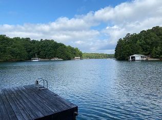 6507 Paradise Point Rd, Flowery Branch, GA 30542
