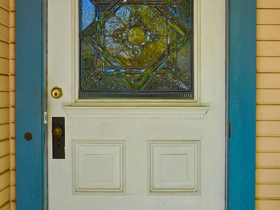 4th image of 1332 Laguna St