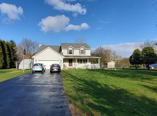 2272 Peppermill Ct, Hartland, MI