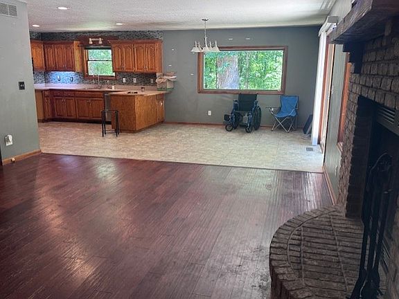 5th image of 5504 NW Whispering Oaks