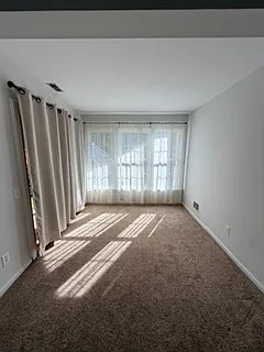 8 Crenshaw Ct — Photo 15