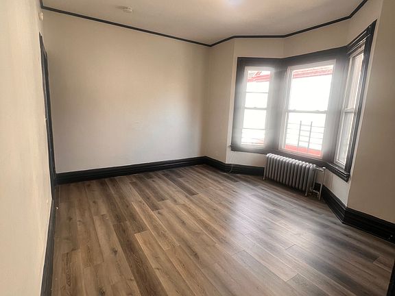 5th image of 71 Lenox Ave #2