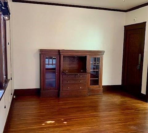 5th image of 734 Gladys Ave #734