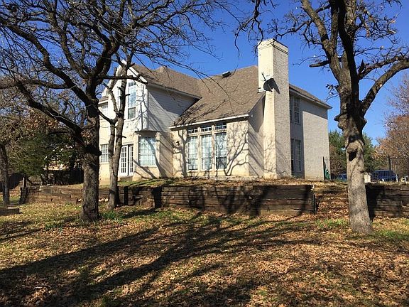 2nd image of 6416 Big Oak Ct