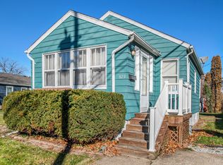823 Van Brunt Ave, Saint Joseph, MI 49085