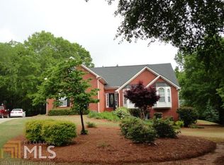 180 Chardonnay Oaks Dr, McDonough, GA
