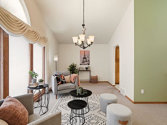 5th image of 4405 S Parkside Ct
