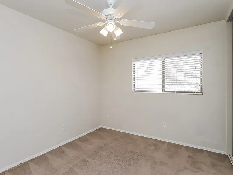 2200 E Spruce Dr — Photo 12