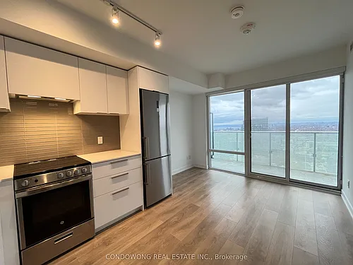 501 Yonge St #5101 Photo 1