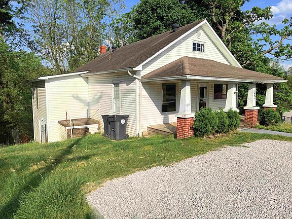 5th image of 122 Bishop St