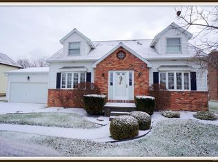7205 Winbert Dr, North Tonawanda, NY 14120
