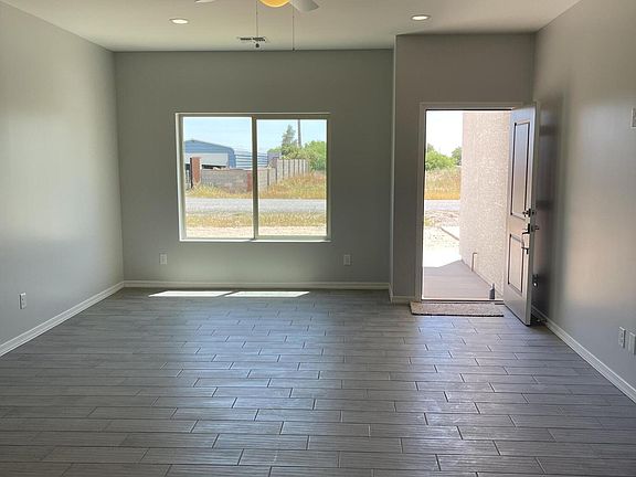 4th image of 3465 W MADERA Drive
