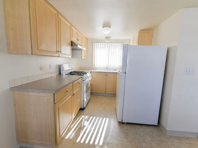 236 Avenida Del Poniente — Photo 8