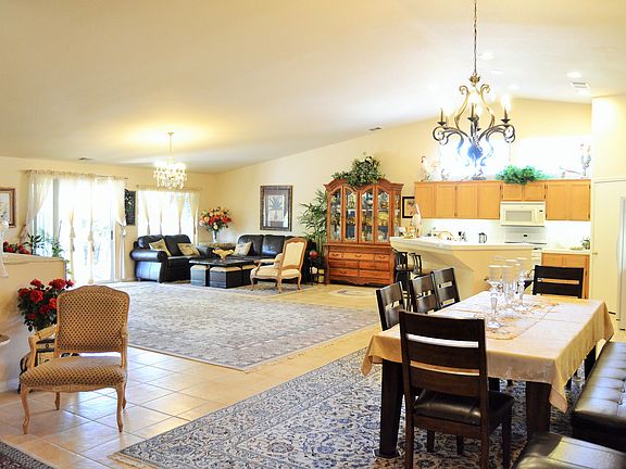 3rd image of 83315 Long Cove Dr
