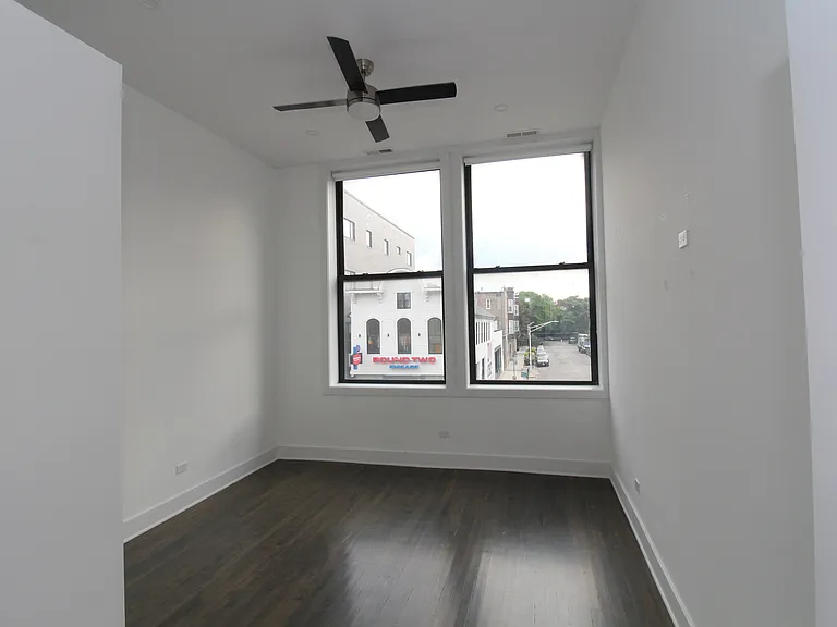1474 N Milwaukee Ave #2F — Photo 2