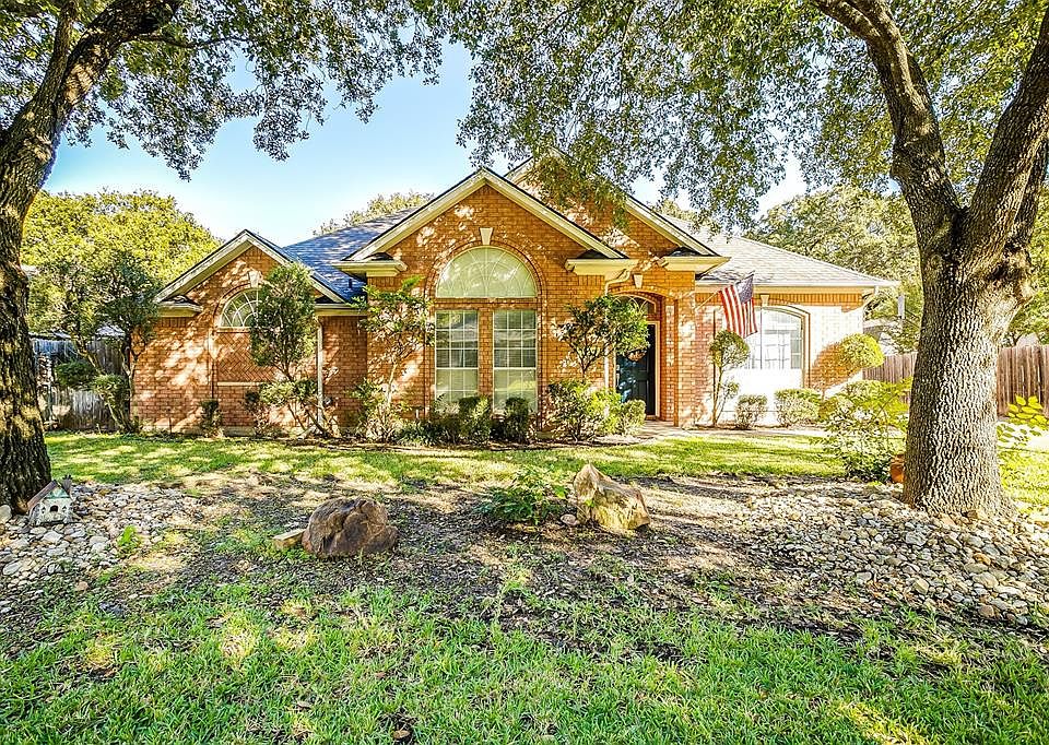 1st image of 1117 Glen Oak Dr