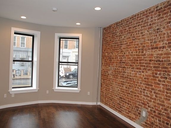 2nd image of 1486 Bedford Ave APT 1D