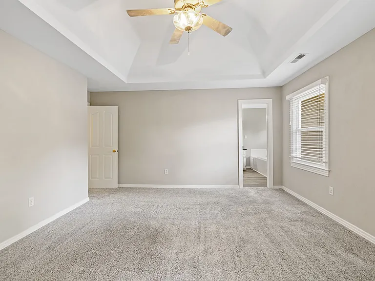 501 Asbury Ct — Photo 27