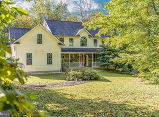 920 Povenski Rd, Quakertown, PA 18951