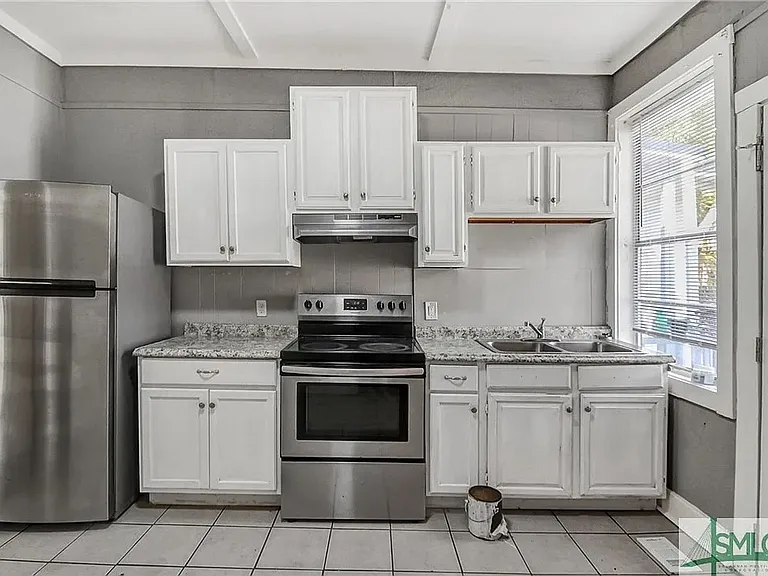 1708 Lennox Ct — Photo 10
