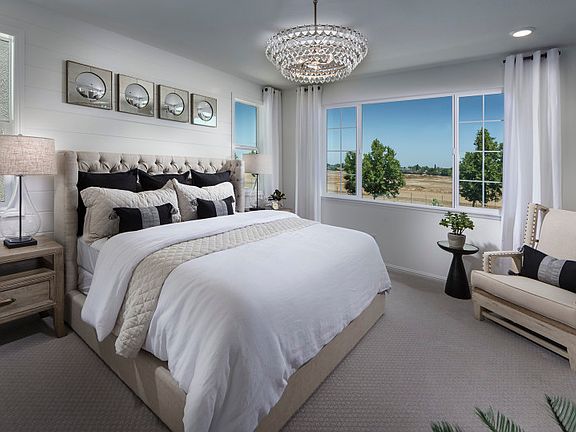 Expansive owner s suite