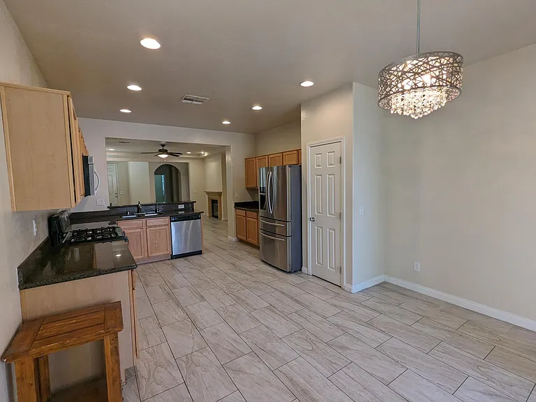 372 Windmill Croft Dr — Photo 14