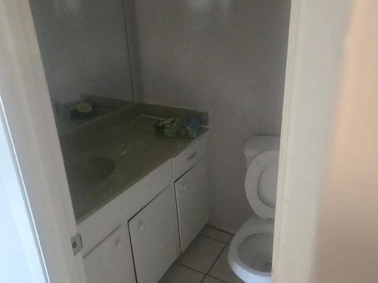 10541 Gran Cima Ln #B — Photo 21